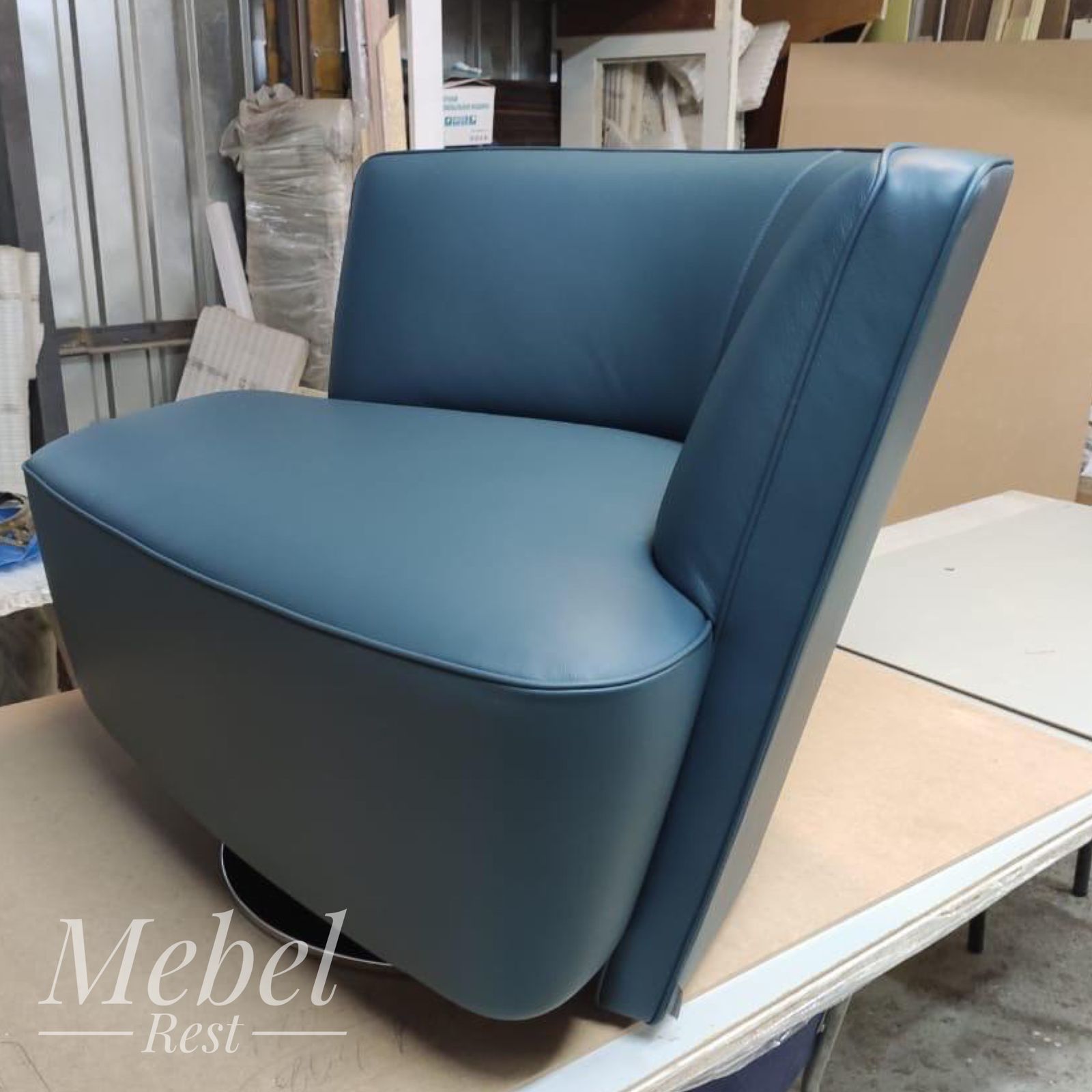 kozhanoe-kreslo-restavraciya-kozhi