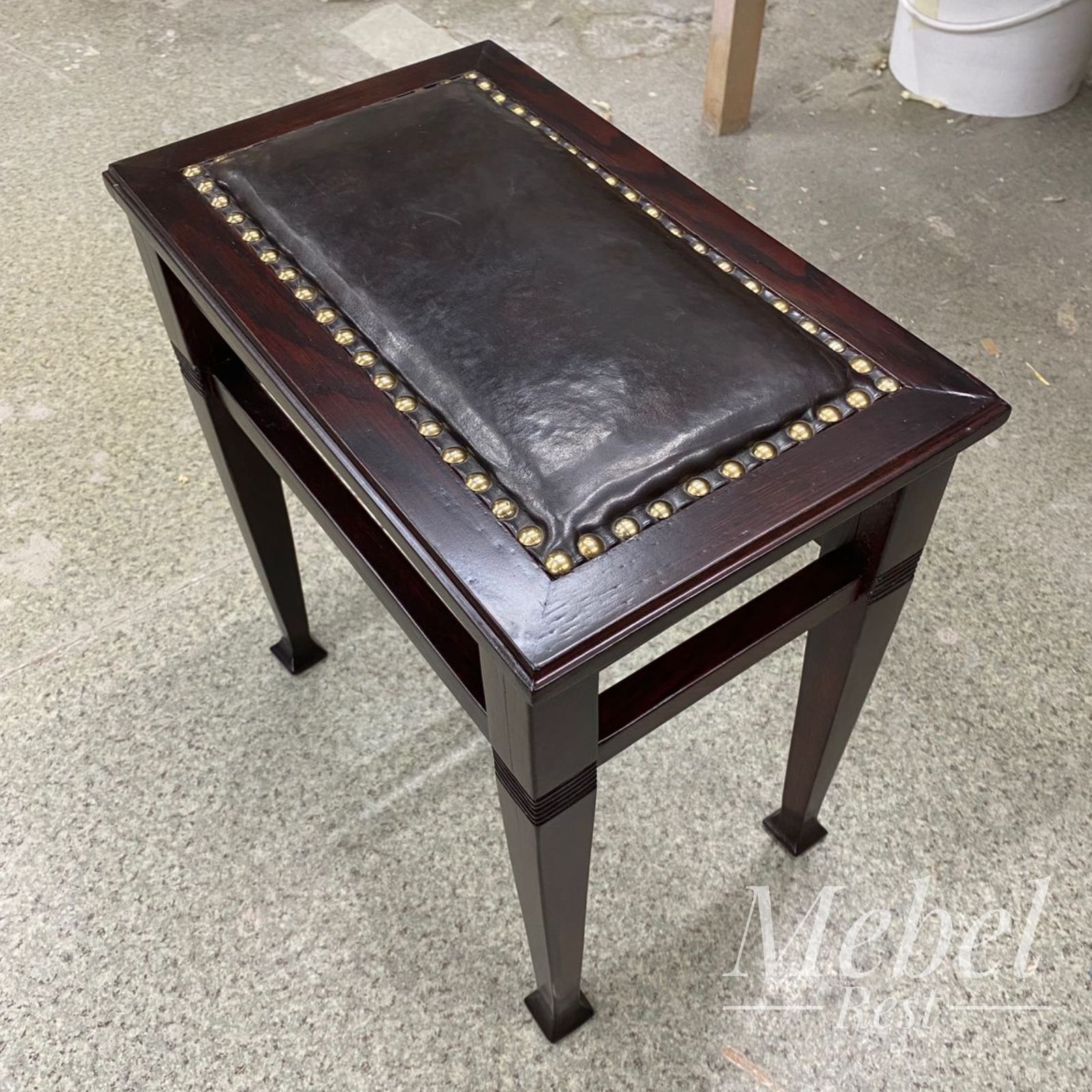 vintazhnye-taburetki