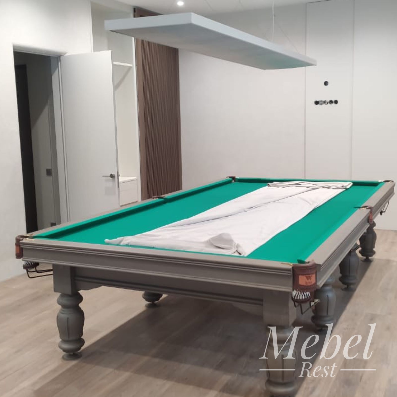 bilyardnyj-stol