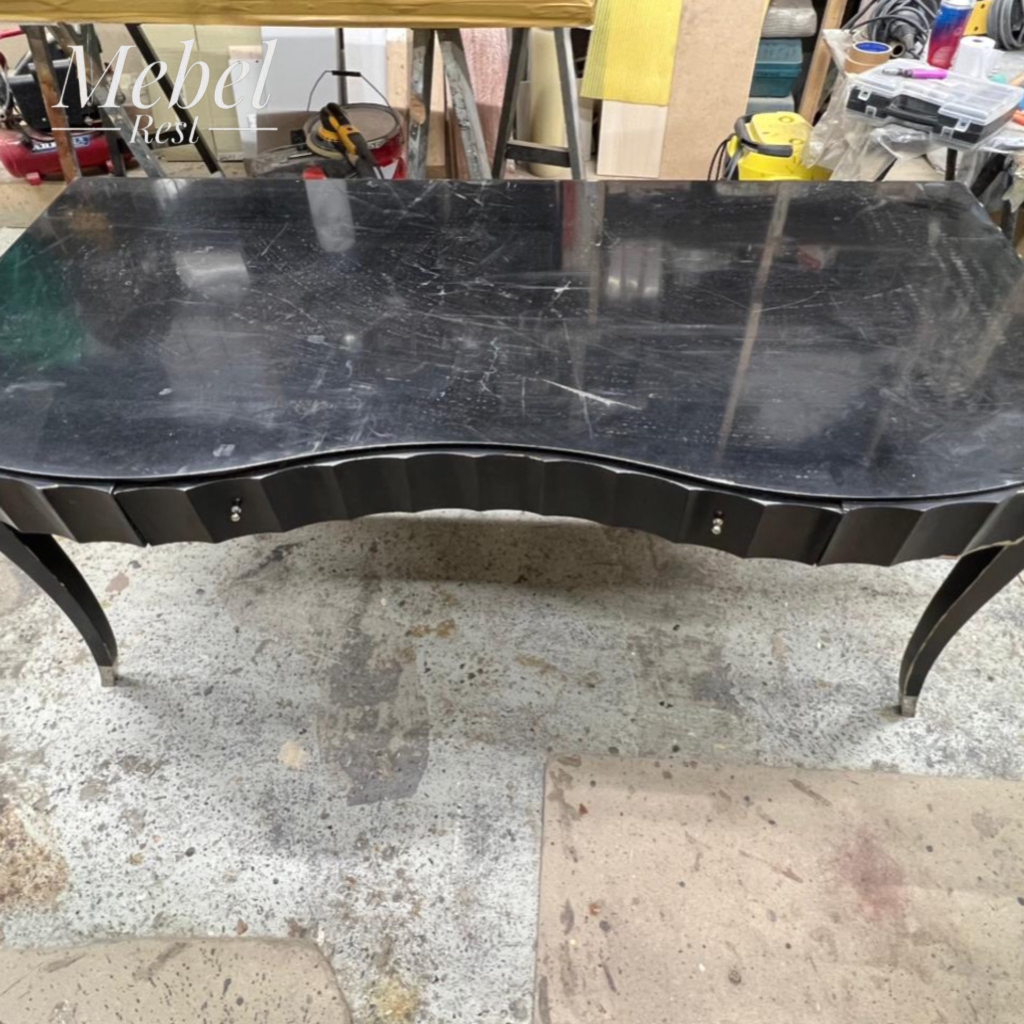 restavraciya-i-obnovlenie-pokrytiya-stola